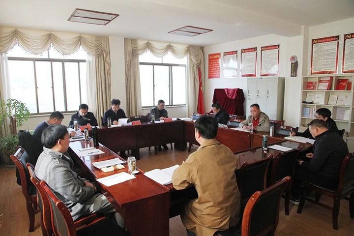 云煤（拉斯维加斯官网）集团指导组一行到后所煤矿公司指导年度民主生涯会