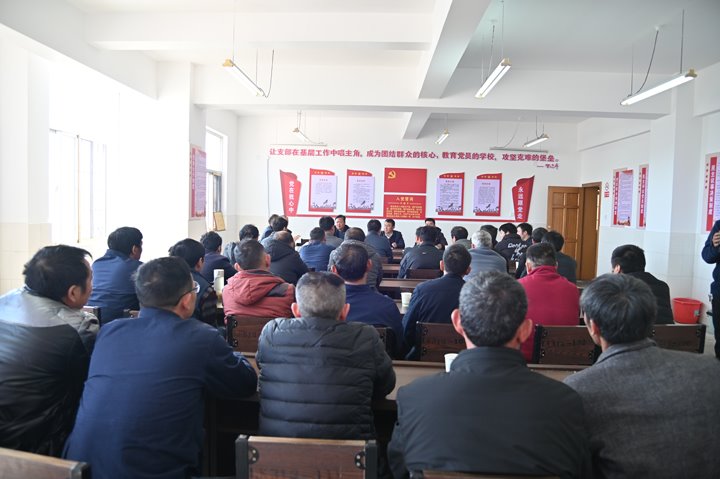 陆东煤矿多措并举开展“4.15”全民国家清静教育日宣传运动