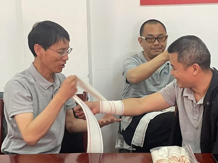 化工供销公司开展清静生产月主题运动暨应急抢救知识培训