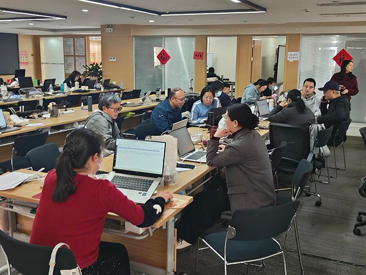 25天，，，，，，啃下财务共享“硬骨头”